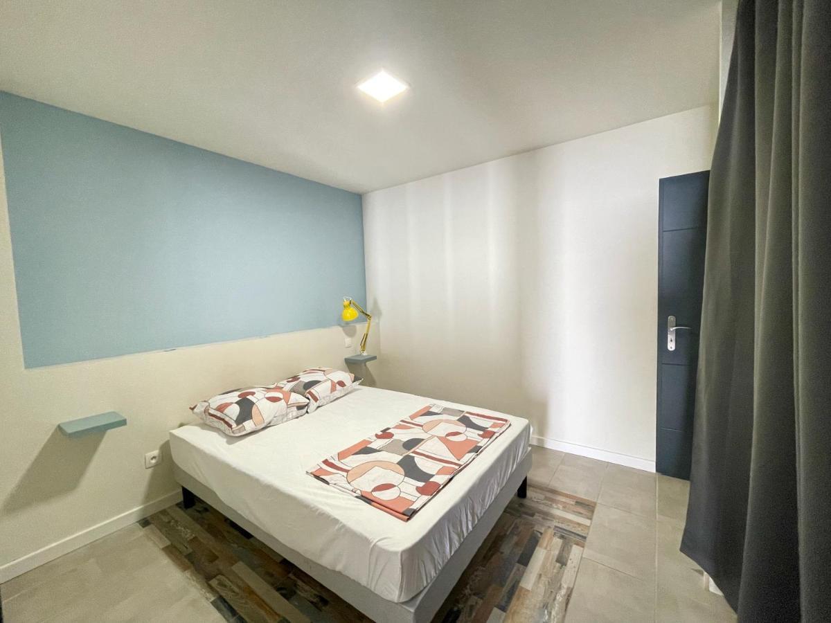 Appart Pop-Art Proche Autoroute, Plages Et Attractions, Wifi - Tv, Deco Stylee, Calme Bessan Esterno foto